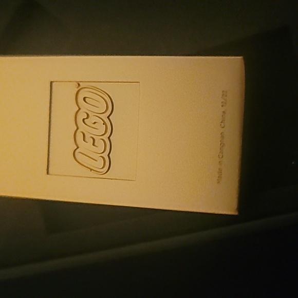 Lego Masters Gold Lego Brick Keychain - Picture 7 of 8